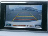 バックモニター付きなので、駐車の際に後方の映像を確認できますから安心ですね♪