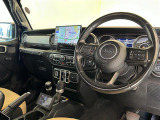 ◆LIBERALAは、輸入車選びの新たなスタイルを提案するインポート・セレクト・ブランドです。オーナー様となる方がクルマから直接感じる感性を第一にした、最良の一台との出会いをコーディネートいたします。