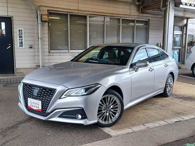 クラウンハイブリッド 2.5 S Four エレガンス スタイルIII 4WD