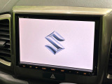 【純正8型ナビ】人気の純正ナビを装備しております。ナビの使いやすさはもちろん、オーディオ機能も充実!キャンプや旅行はもちろん、通勤や買い物など普段のドライブも楽しくなるはず♪
