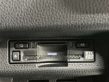 高速道路で便利な【ETC2.0】を装備しています。光ビーコン搭載で渋滞情報などナビゲーションと連動することで機能も充実いたします。他、観光施設に立ち寄るための高速料金割引サービス等もございます。