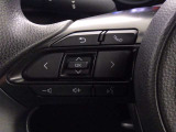 ステアリングスイッチ装備!運転しながら手元でオーディオの操作などができます。