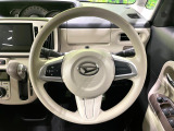 ステアリングも使用感が少なく、きれいな状態となっております♪