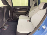 コンパクトながらリアシートもスペースをしっかり確保!「まるごとクリーニング」も実施済です。