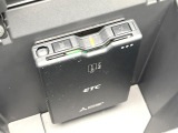 【ETC】高速道路の料金所をストレスなく通過!話題のスポットやサービスエリアに多い「スマートIC」利用時は必須のアイテムです。当店でセットアップを実施、ご納車当日からすぐにご利用いただけます!
