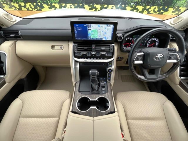 トヨタ ランドクルーザー300 3.5 ZX 4WD の中古車詳細 (10,016km