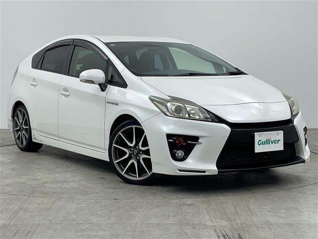 トヨタ プリウス 