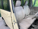 運転席シート廻りは使用感も少なく、良好な状態となっています。丁寧に使われていたことがよくわかりますね。