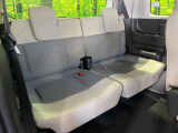 3列目シートはもちろん状態良好☆大人でもゆったりと座って頂けますので、大人数でのお出かけもラクラクです♪ご家族で、気の知れた仲間で、ドライブに行くのが楽しみですね♪