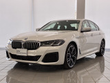 BMW 5シリーズセダン