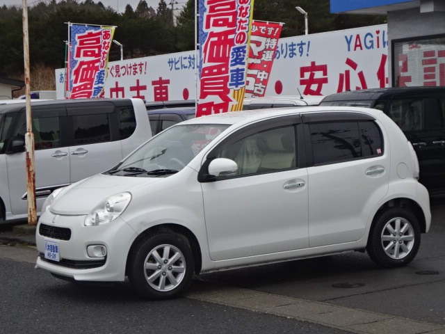 パッソ1.0 プラスハナ Gパッケージ 4WD