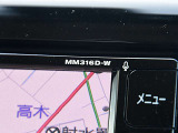 日産純正ナビゲーションMM316D-Wが付いています。