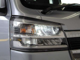 少ない消費電力でクリアな視界を確保するLEDヘッドライトです!