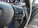 Hondaセンシングの機能のひとつ、アダプティブクルーズコントロール付!アクセルから足を離しても設定したスピードと前車との車間を保ち走行してくれます!車線維持もアシスト☆高速道路で疲労軽減ですね☆