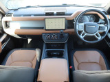 ディフェンダー 110 X ダイナミック HSE 3.0L D300 ディーゼル 4WD 