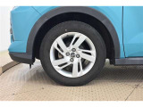 純正なので車に似合うデザインになっていますね。スタッドレスタイヤもご相談下さい。