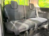 3列目シートはもちろん状態良好☆大人でもゆったりと座って頂けますので、大人数でのお出かけもラクラクです♪ご家族で、気の知れた仲間で、ドライブに行くのが楽しみですね♪