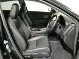 当社の中古車はシートを外して隅々までキレイに仕上げてあります。