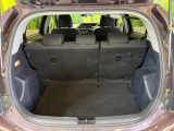 普段のお買い物や通勤、送迎等に十分な荷室スペースを確保しております。セカンドシートを倒すと、大きな荷物の積載も可能です♪