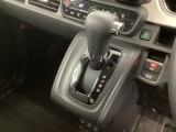 豊富に在庫を取り揃えています!軽自動車からミニバン、セダン、SUV、話題のハイブリッド車など続々入荷しております!