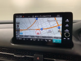 アップルカープレイ、アンドロイドオート対応純正ナビ搭載です。知らない道も安心ですね!