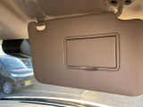 運転席サンバイザー