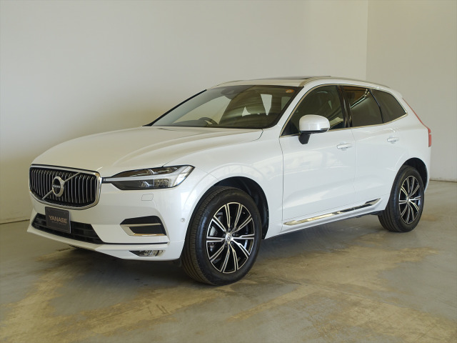 XC60B5 AWD インスクリプション 4WD