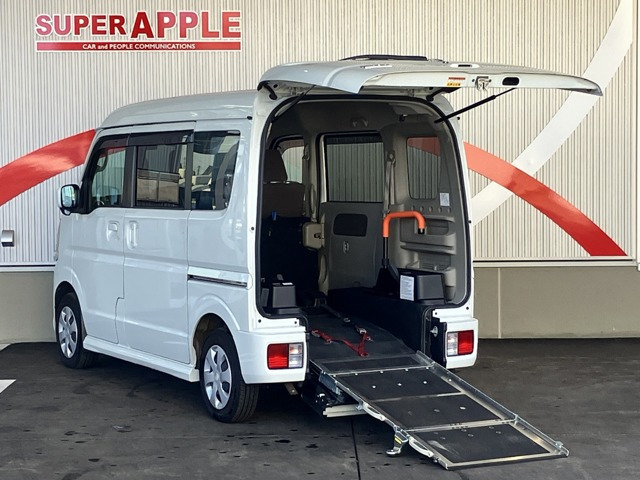 NV100クリッパーリオ  チェアキャブ ハイルーフ 4WD