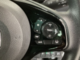 【アダプティブ・クルーズ・コントロール】予め設定した車速内でクルマが自動的に加減速。 前走車との適切な車間距離を維持しながら追従走行し、高速道路でのドライバーの疲労を軽減してくれる嬉しい機能付♪