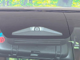 【トヨタセーフティセンス】走行中に前方の車両等を認識し、衝突しそうな時は警報とブレーキで衝突回避と被害軽減をアシスト。より安全にドライブをお楽しみいただけます。