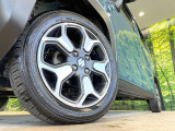 【純正15インチアルミホイール】外観にマッチした純正アルミホイールを装着しております。各種社外アルミホイールや、スタッドレスタイヤも取扱いしております。是非ご相談ください♪