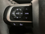 オーディオ操作が出来るステアリングスイッチを装備!運転中でもステアリングから手を離さずに操作が出来ますよ♪