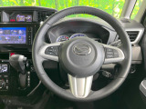 【純正革巻きステアリング】上質な革を使用することで、手にしっかり馴染みとても運転しやすいハンドルです♪