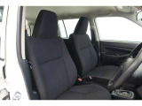 しっかりとしていて上質な座り心地のシートです。 座り心地も良くて長時間の運転も快適ですよ。 肌触りの良いシートが評判です。