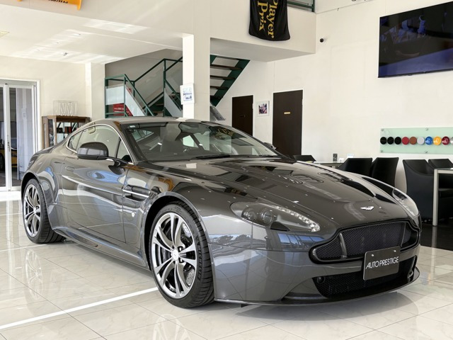 V12ヴァンテージS スポーツシフトIII