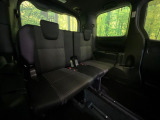 3列目シートはもちろん状態良好☆大人でもゆったりと座って頂けますので、大人数でのお出かけもラクラクです♪ご家族で、気の知れた仲間で、ドライブに行くのが楽しみですね♪