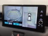 全方位モニターがついています! 車の周囲を360&deg;安全確認できるので、普段の駐車はもちろんの事、縦列駐車や幅寄せの際にも活躍してくれますよ。