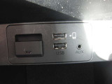 カープレイ対応・CD/DVD・フルセグTV・USB・Bluetoohオーディオ!
