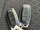 インテリジェントキー2個付いてます