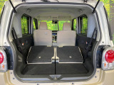 後席を格納すると、これだけの広さが!シーンに合わせたシートアレンジで、大きな荷物も積むことが出来ます♪