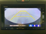 リアカメラ付で、後方をナビ画面で確認。車庫入れも安心です。もちろん、バックギアと連動しています。