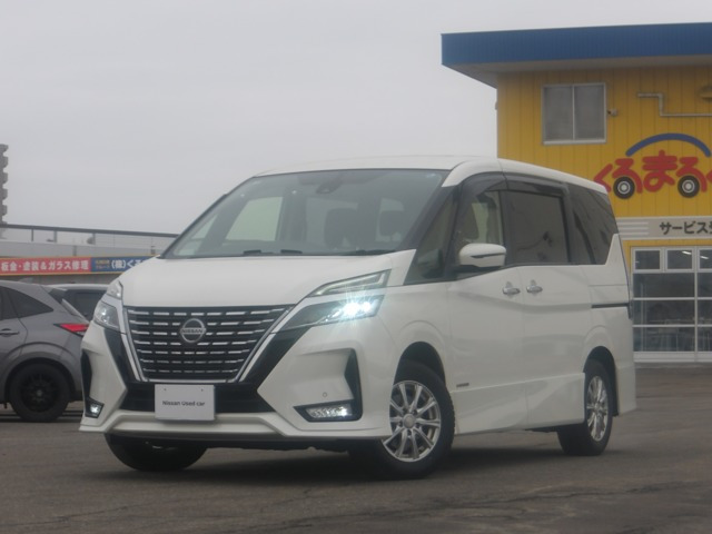 セレナ 2.0 ハイウェイスターV 4WD 