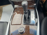 ☆マニュアルモード付オートマチックです。ダイヤルで走行モードの選択もできます。