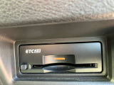 ETC2.0を装備しております。高速道路での渋滞情報取や従来のETCより通行料金がお安くなる場合がございます。