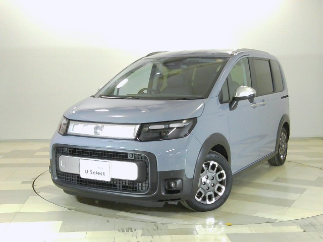 フリード 1.5 クロスター 