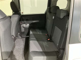 ゆとりある広々とした車内空間は、ドライブを始め買い物やレジャーなど、幅広く活躍します。一人でもみんなとでもお出かけを楽しみましょう!