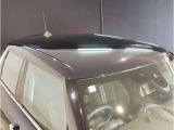 【ボディコーティングで新車時の輝きを】ご納車前にボディを磨き上げ下地処理を行った上で、コーティングを施工します。軽微な小傷も無くなりより新車時の輝きに近い状態でお届けできます。ぜひご用命下さい!