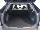広々としたラゲージスペースを備えています。大きなものや長さのある荷物もしっかりと積み込めます。