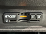 いまや快適なカーライフに欠かせないETCが付いています。