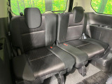 3列目シートはもちろん状態良好☆大人でもゆったりと座って頂けますので、大人数でのお出かけもラクラクです♪ご家族で、気の知れた仲間で、ドライブに行くのが楽しみですね♪